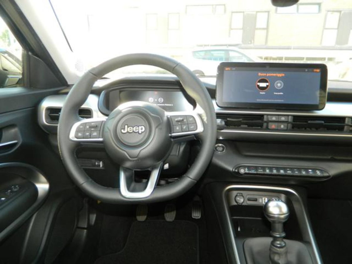 Jeep Avenger 1.2 turbo Summit fwd 100cv (10)