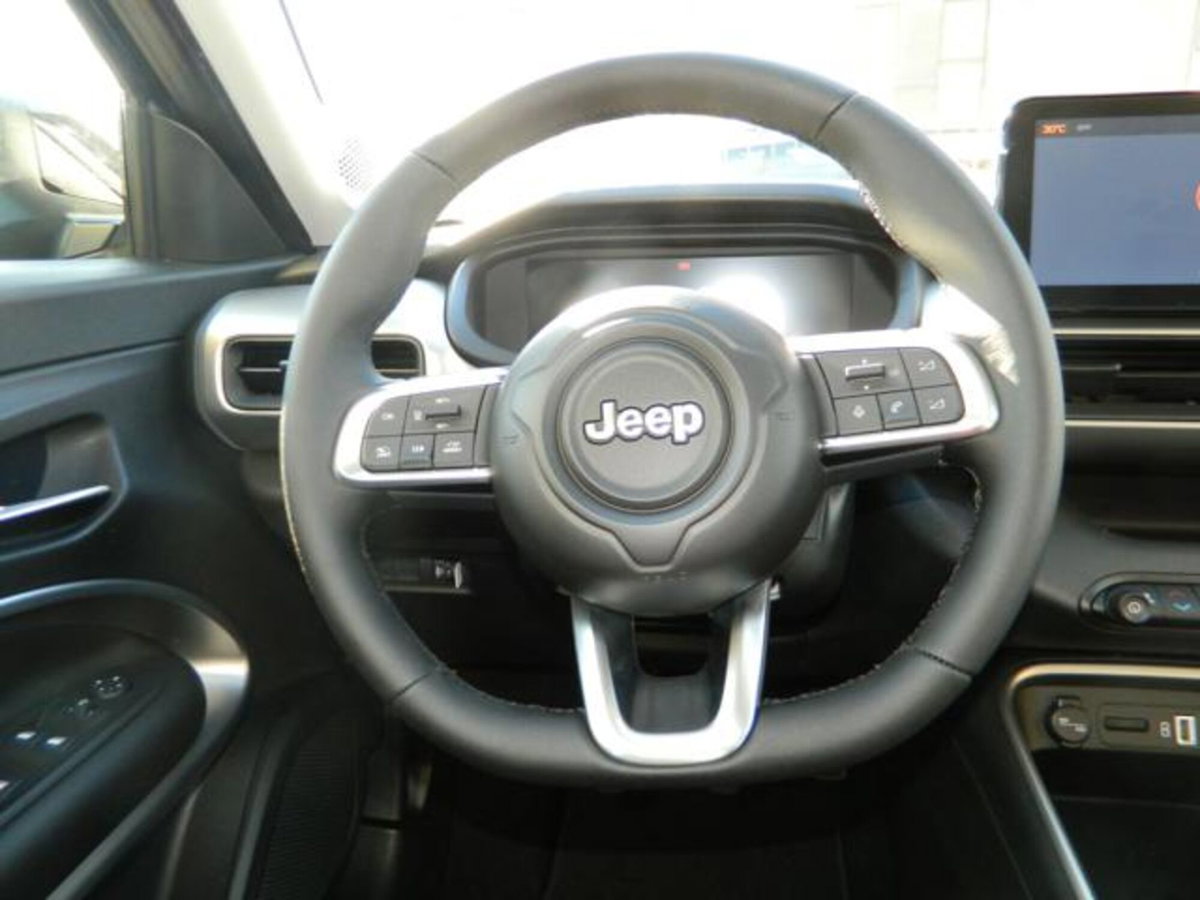 Jeep Avenger 1.2 turbo Summit fwd 100cv (11)