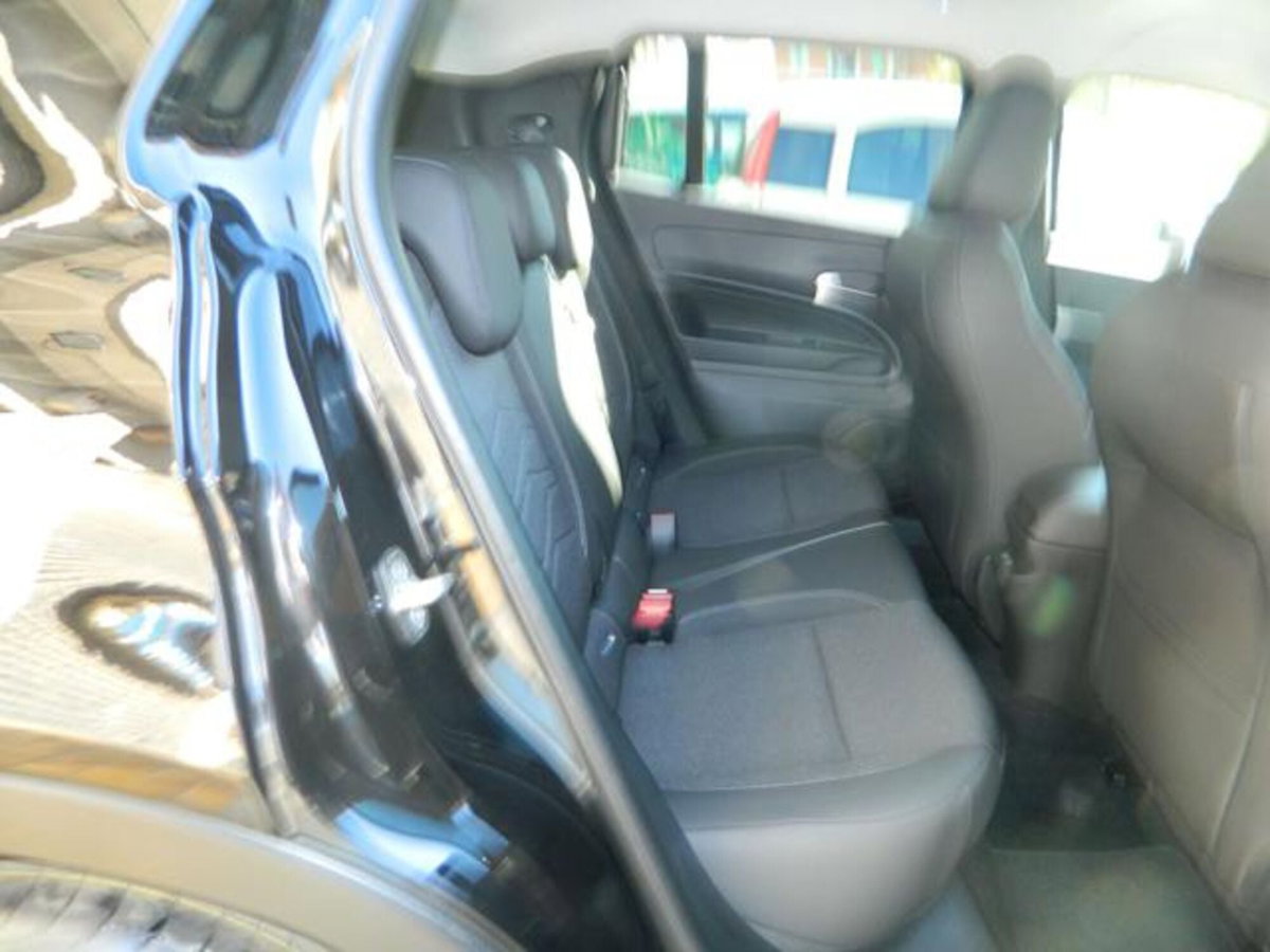 Jeep Avenger 1.2 turbo Summit fwd 100cv (17)