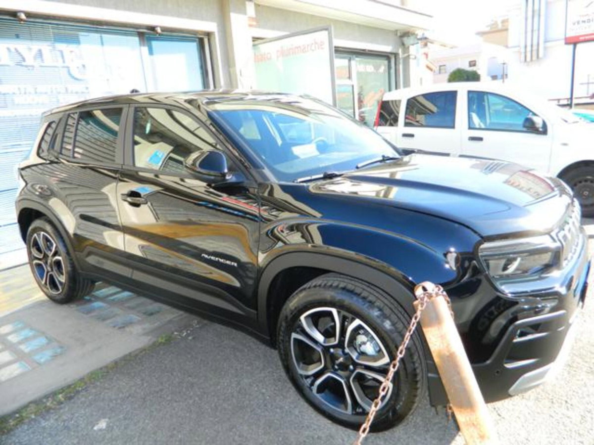 Jeep Avenger 1.2 turbo Summit fwd 100cv (3)
