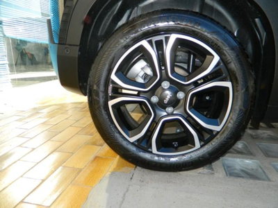 Jeep Avenger 1.2 turbo Summit fwd 100cv (7)