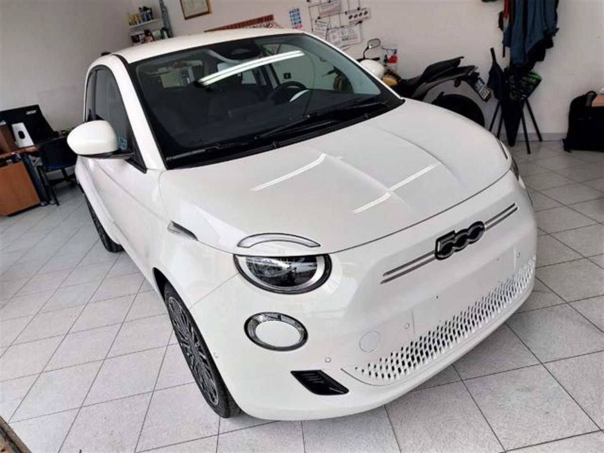 Fiat 500e Icon Berlina 42 kWh