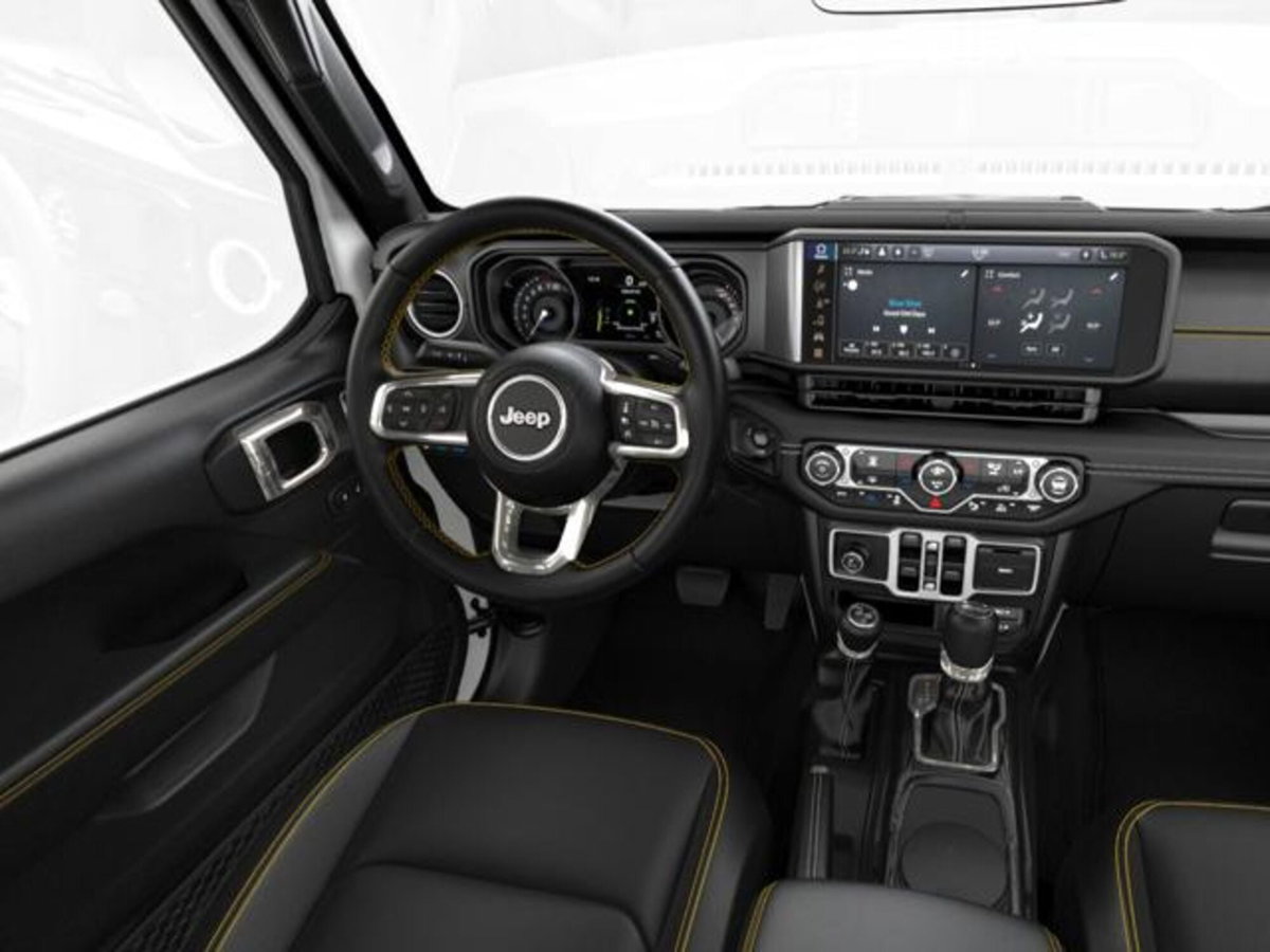 Jeep Wrangler Unlimited 2.0 Turbo Sahara (3)