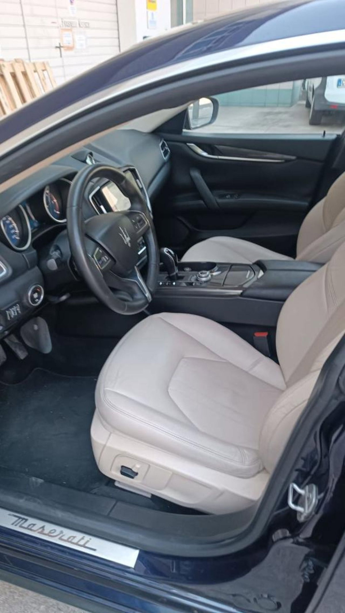 Maserati Ghibli Ghibli V6 Diesel (11)