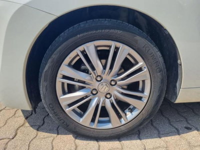 Suzuki Baleno 1.2 Hybrid B-Top (3)