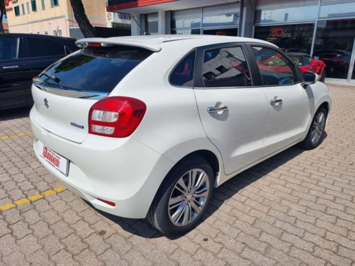Suzuki Baleno 1.2 Hybrid B-Top (8)