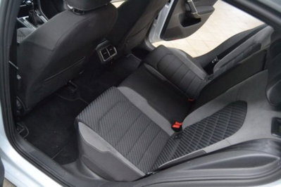 Volkswagen Golf 1.6 TDI 115 CV 5p. Business BlueMotion Technology (9)