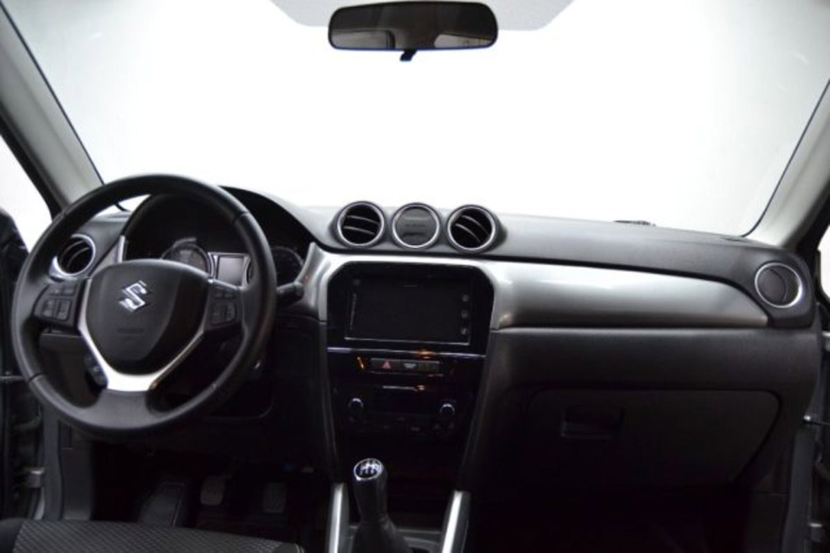 Suzuki Vitara 1.6 VVT V-Cool (7)