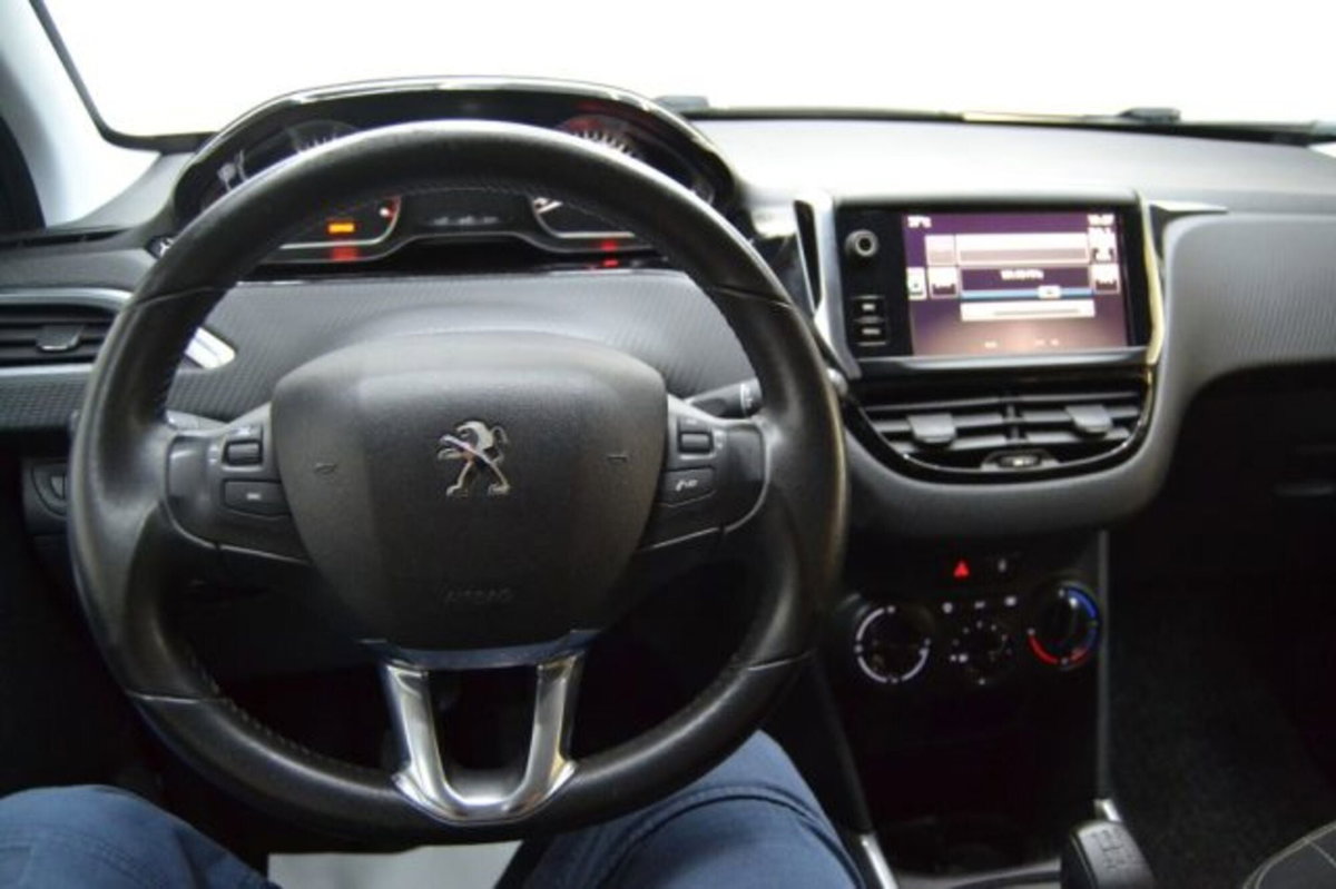 Peugeot 2008 75 Access (14)