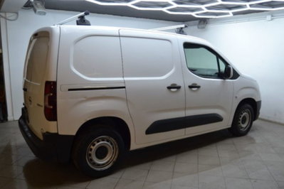 Opel Combo Furgone Cargo 1.5 Diesel 100CV PC 650kg Essentia (3)