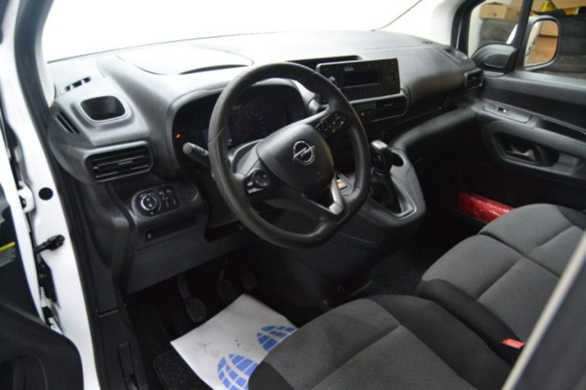 Opel Combo Furgone Cargo 1.5 Diesel 100CV PC 650kg Essentia (8)
