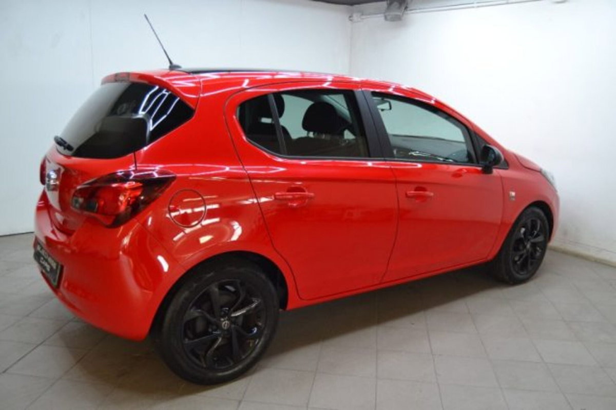 Opel Corsa 1.2 5 porte 120 Anniversary (4)