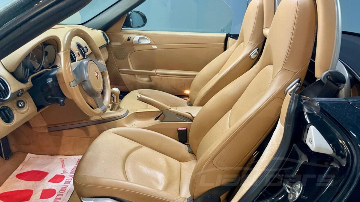 Porsche Boxster 2.9 24V (10)