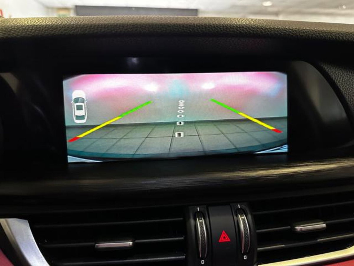 Alfa Romeo Stelvio Stelvio 2.2 Turbodiesel 180 CV AT8 RWD Executive (10)