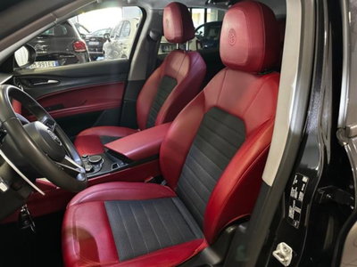Alfa Romeo Stelvio Stelvio 2.2 Turbodiesel 180 CV AT8 RWD Executive (6)