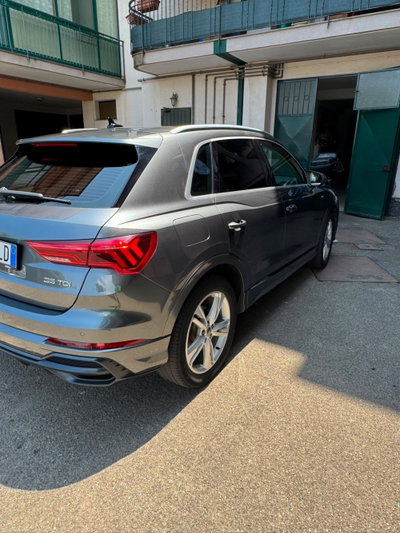 Audi Q3 2.0 TDI 150 CV Business (6)