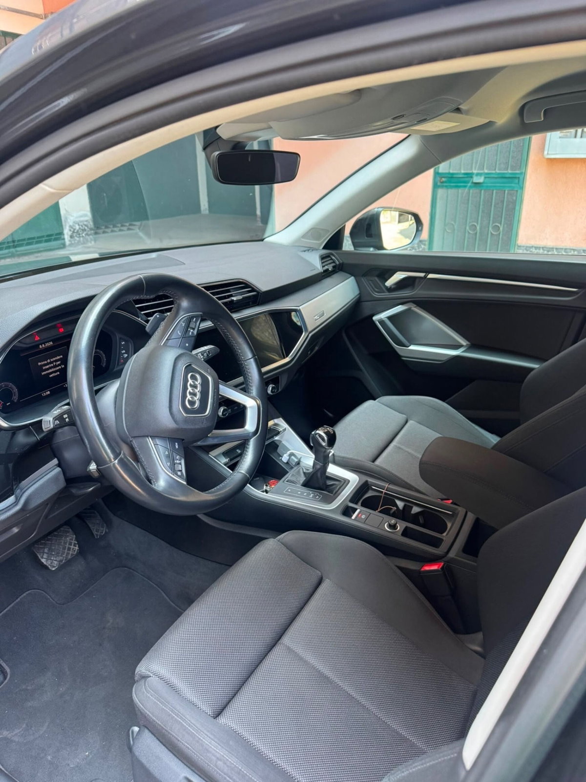 Audi Q3 2.0 TDI 150 CV Business (7)
