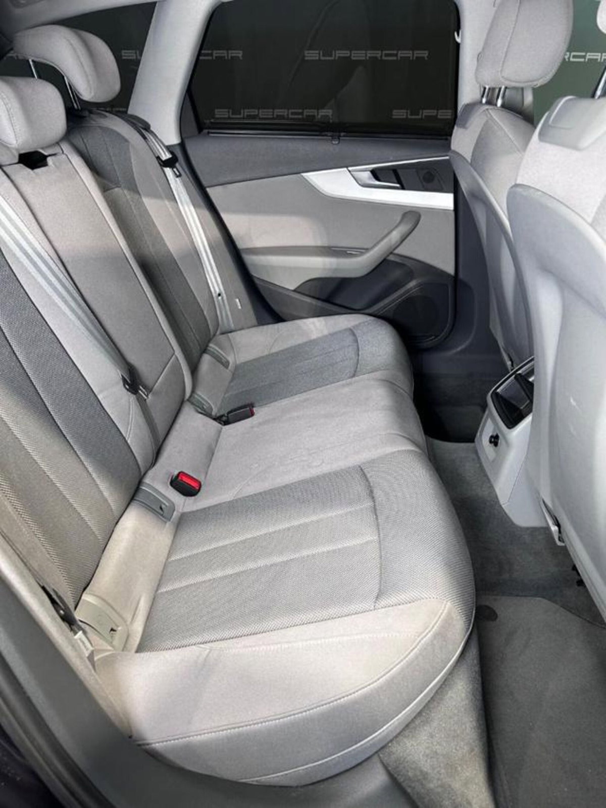 Audi A4 Avant 2.0 TDI 190 CV quattro S tronic Business (13)