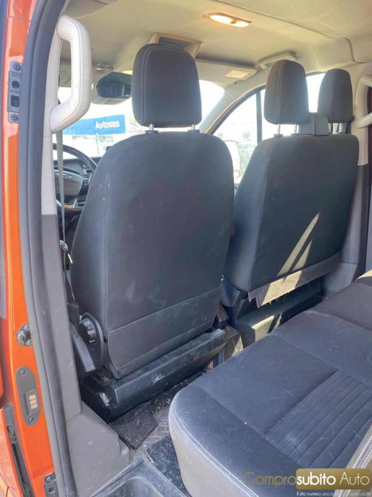 Ford Transit Custom Furgone 320 2.0 EcoBlue 130 PC Combi Trend (12)
