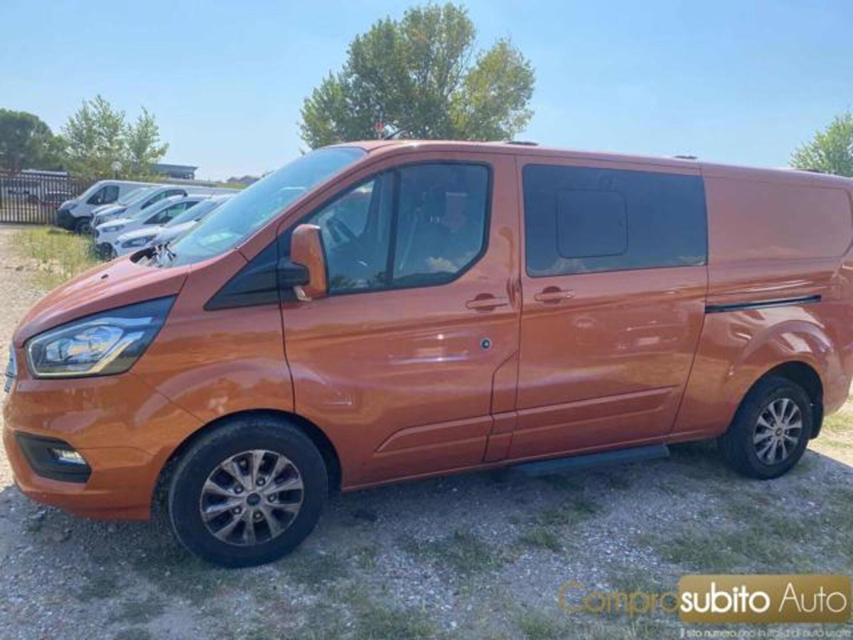 Ford Transit Custom Furgone 320 2.0 EcoBlue 130 PC Combi Trend (2)