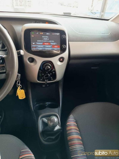 Citroen C1 Airscape C1 Airscape PureTech 82 5 porte Shine (16)