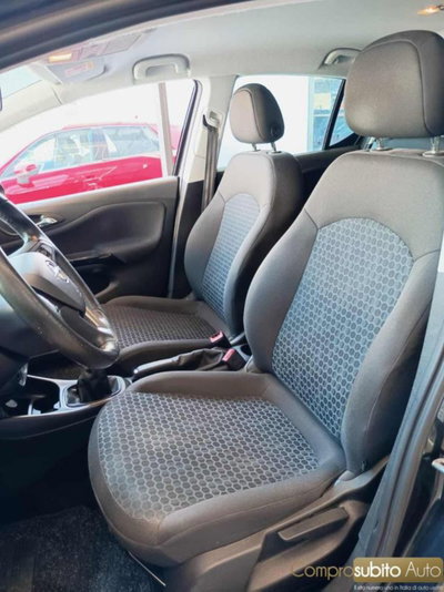 Opel Corsa 1.2 5 porte Cosmo (17)