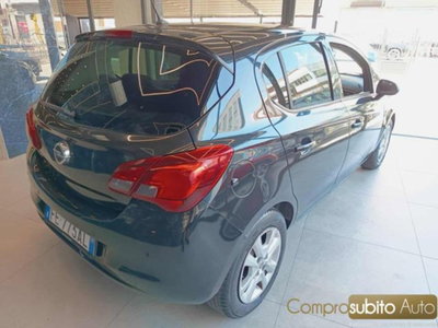 Opel Corsa 1.2 5 porte Cosmo (4)