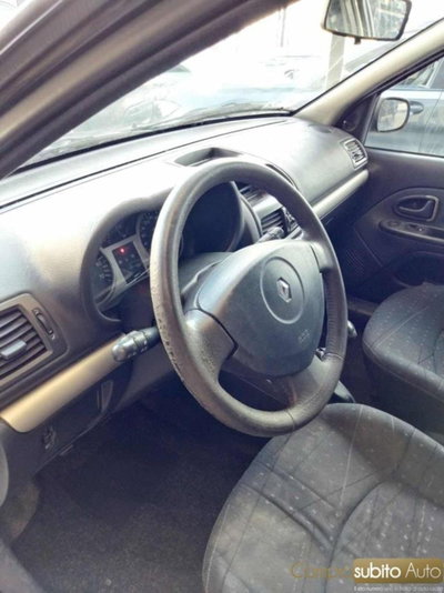 Renault Clio 1.5 dCi 65CV cat 5 porte Access (10)
