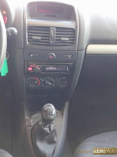 Renault Clio 1.5 dCi 65CV cat 5 porte Access (14)