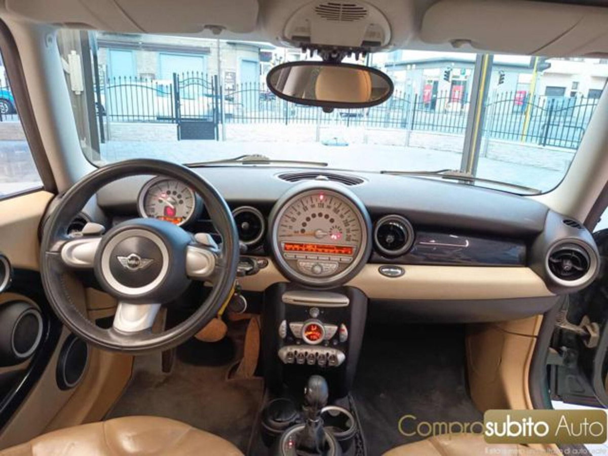MINI Mini Clubman 1.6 16V Cooper D Chili Clubman (13)