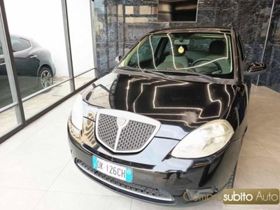 Lancia Ypsilon 1.2 Passion (2)
