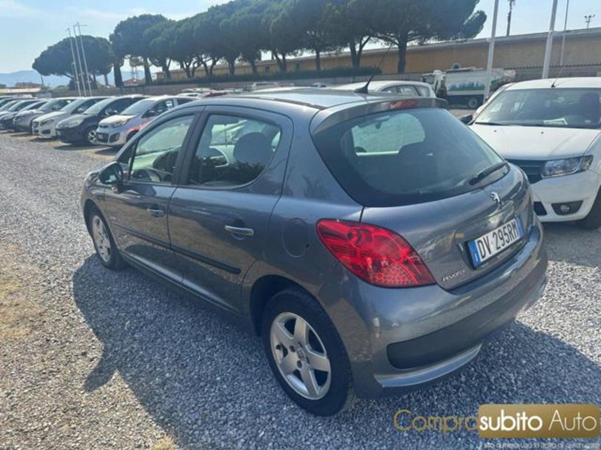 Peugeot 207 VTi 95CV 5p. X Line (6)