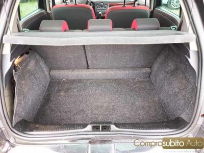 Renault Clio 1.5 dCi 70CV 5 porte Confort (18)