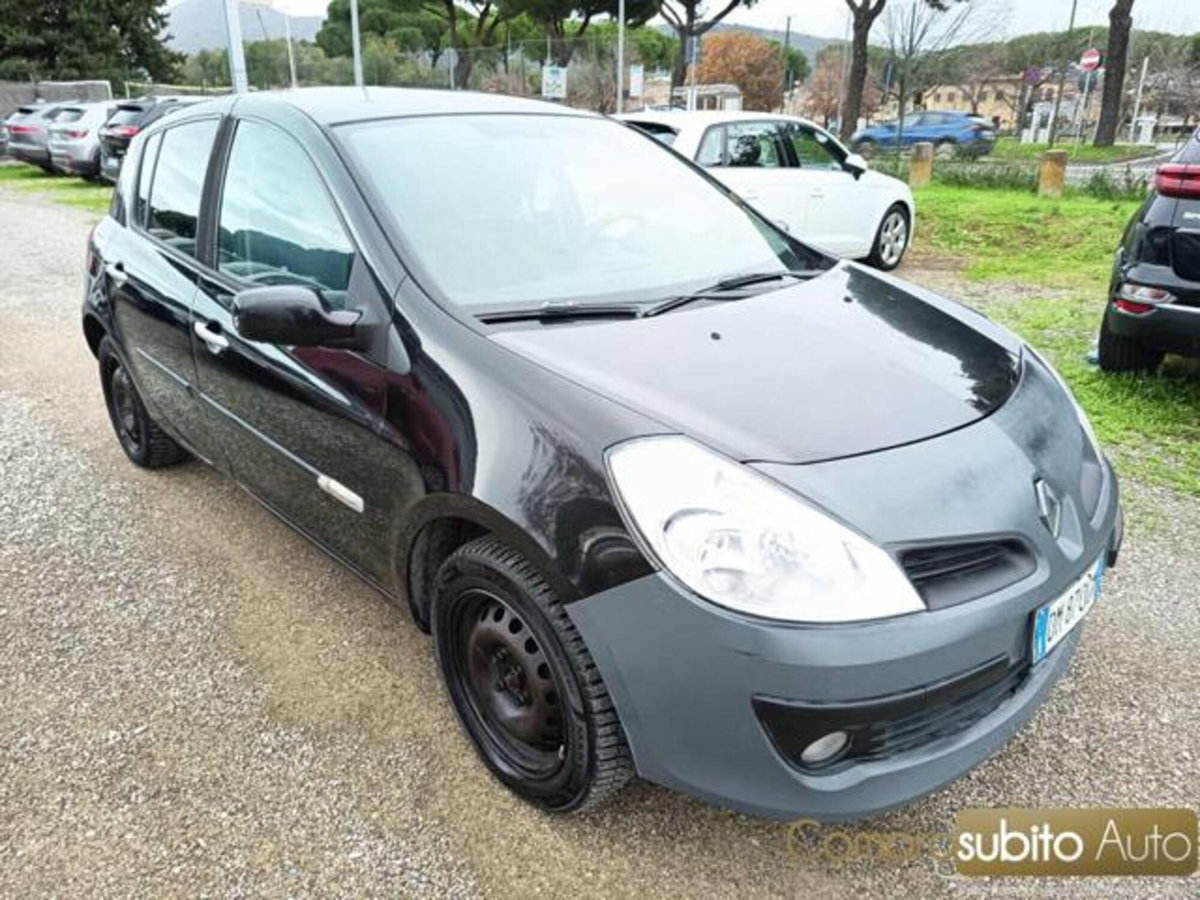 Renault Clio 1.5 dCi 70CV 5 porte Confort (3)