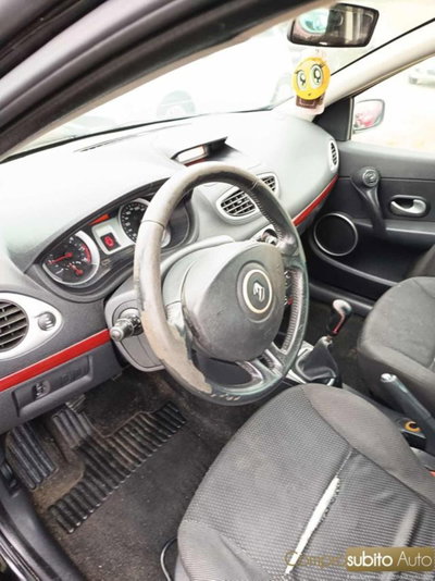 Renault Clio 1.5 dCi 70CV 5 porte Confort (6)
