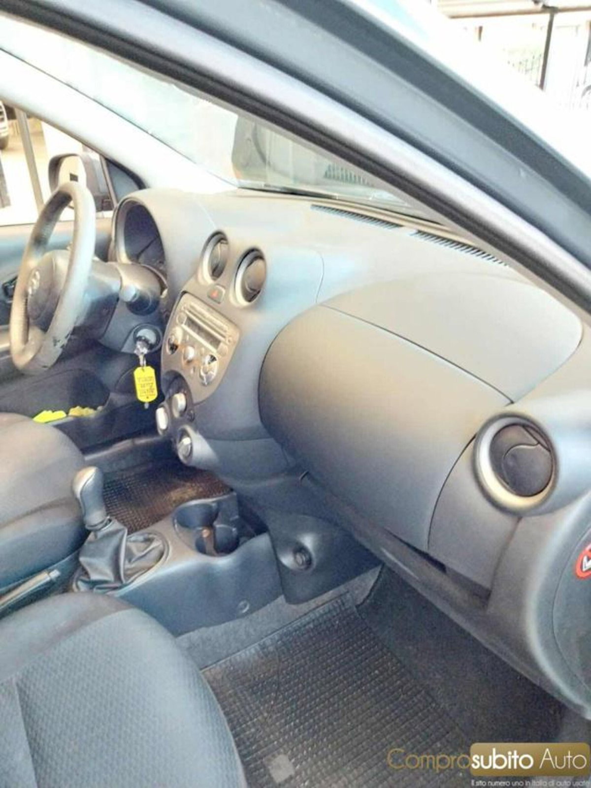 Nissan Micra 1.2 12V 5 porte Comfort Young (9)