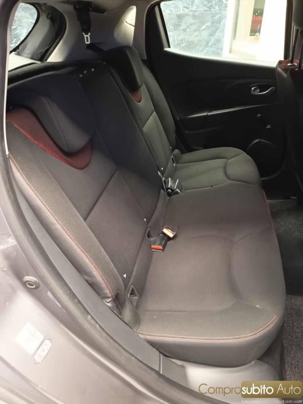 Renault Clio 1.2 75CV GPL 5 porte Live (14)
