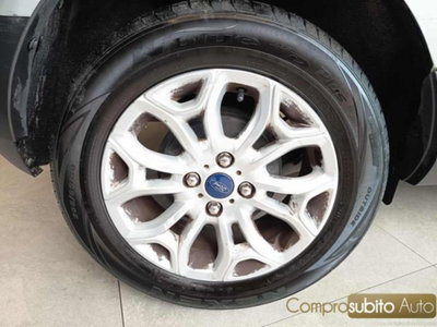 Ford EcoSport 1.5 TDCi 95 CV Titanium S (17)
