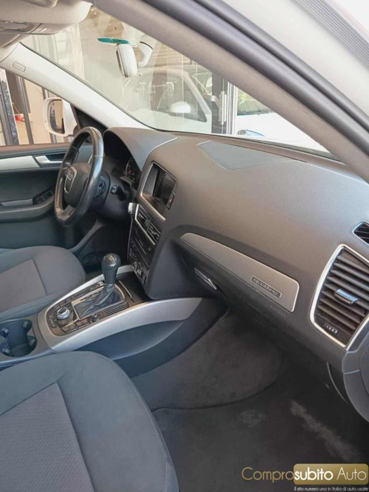 Audi Q5 2.0 TDI 170 CV quattro S tronic (9)