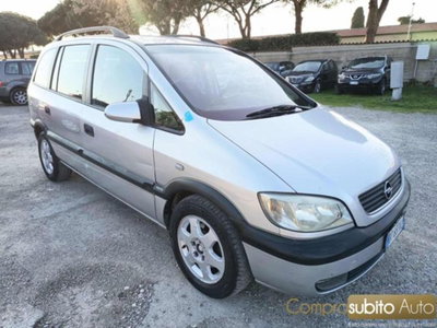 Opel Zafira 2.0d 180cv S&S XL Business Elegance AT8 (2)