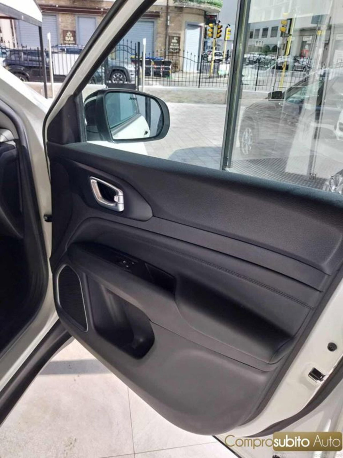 Jeep Compass 1.6 mjt Night Eagle 2wd 130cv (14)