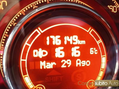 Fiat 500 1.2 by Gucci (9)