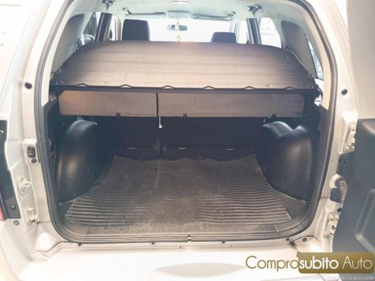 Suzuki Grand Vitara 1.9 DDiS 5 porte Offroad (7)