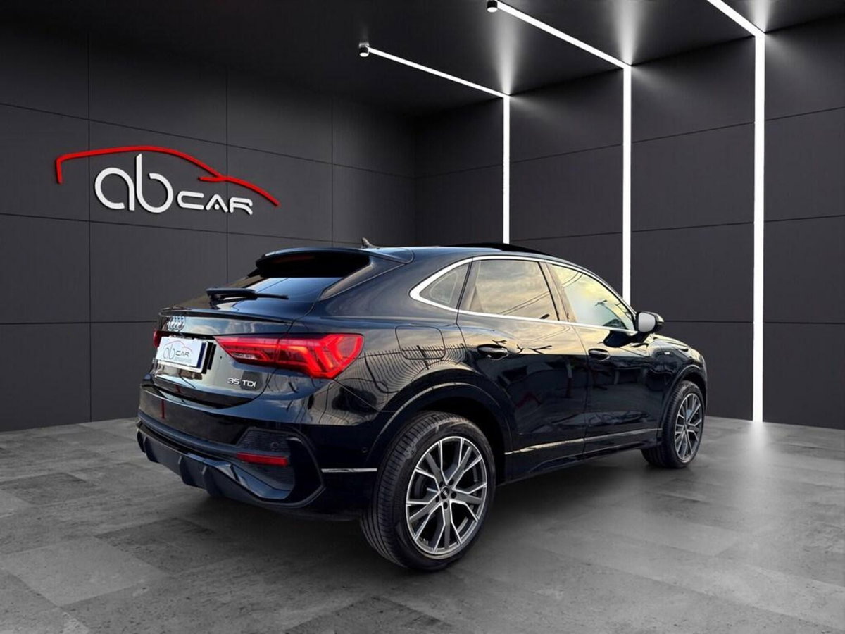 Audi Q3 Sportback Sportback 35 2.0 tdi s-tronic (6)