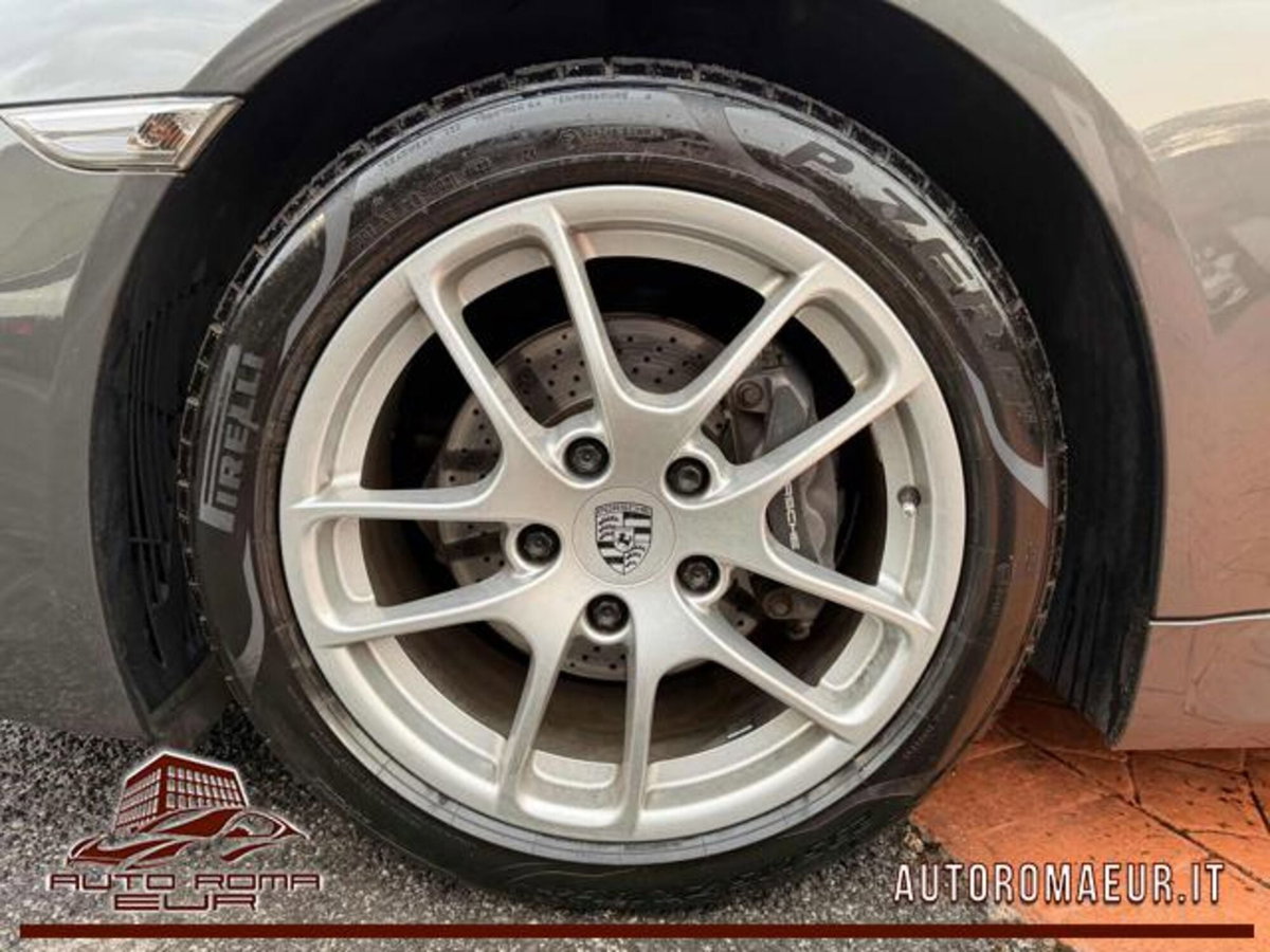 Porsche Cayman 2.7 (10)