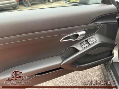 Porsche Cayman 2.7 (11)