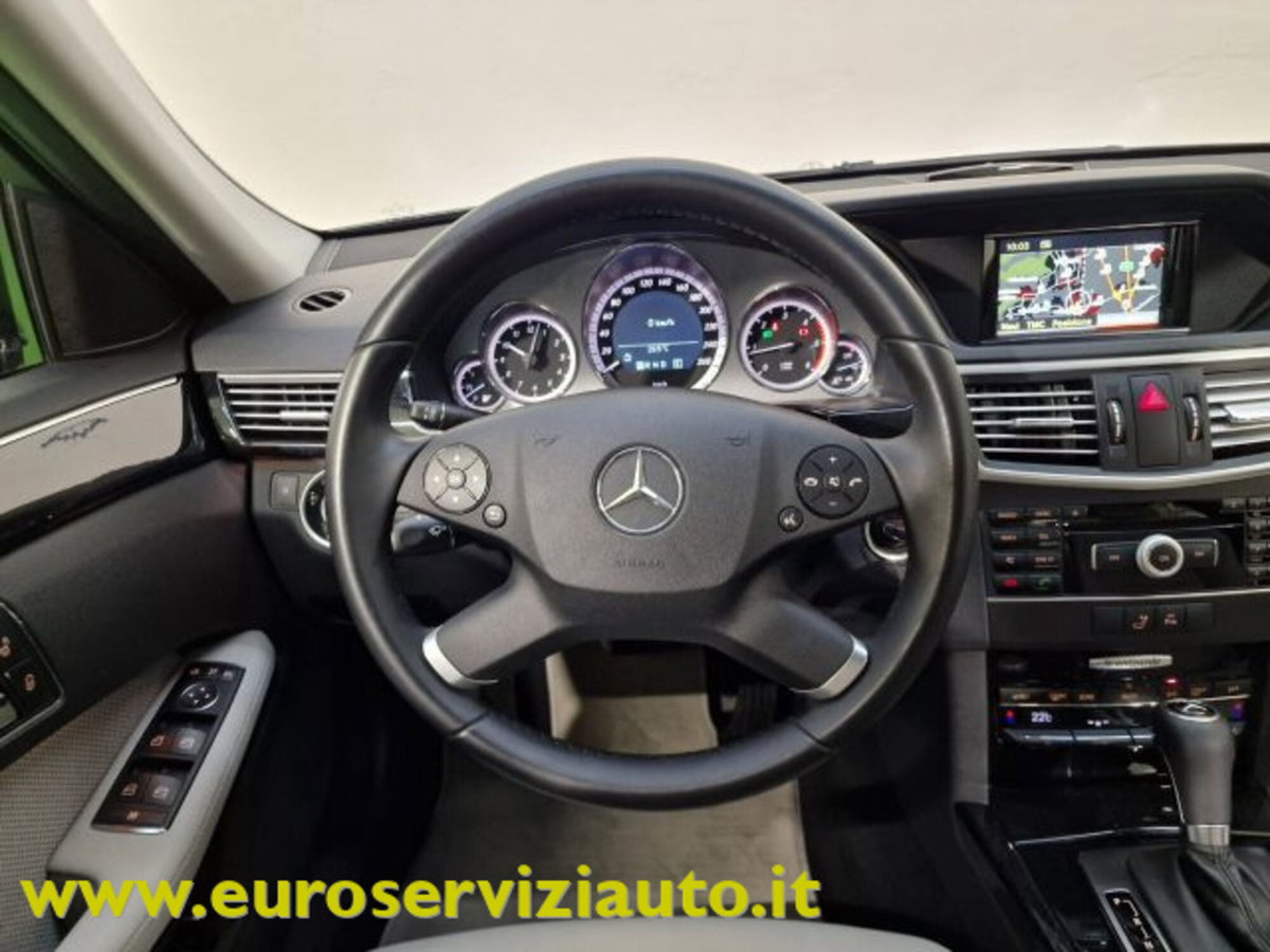 Mercedes-Benz Classe E 200 CDI BlueEFFICIENCY Avantgarde (17)