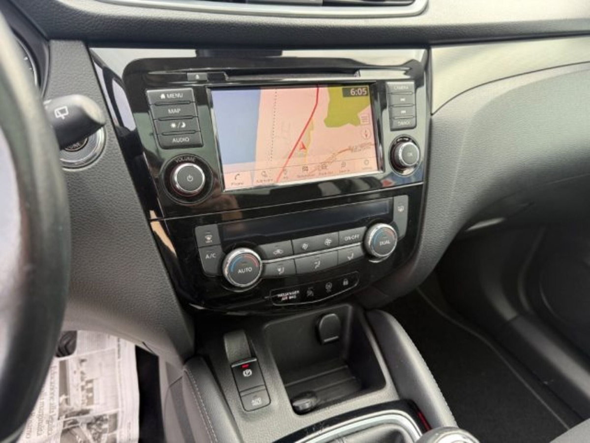Nissan Qashqai 1.5 dCi 115 CV N-Connecta (18)