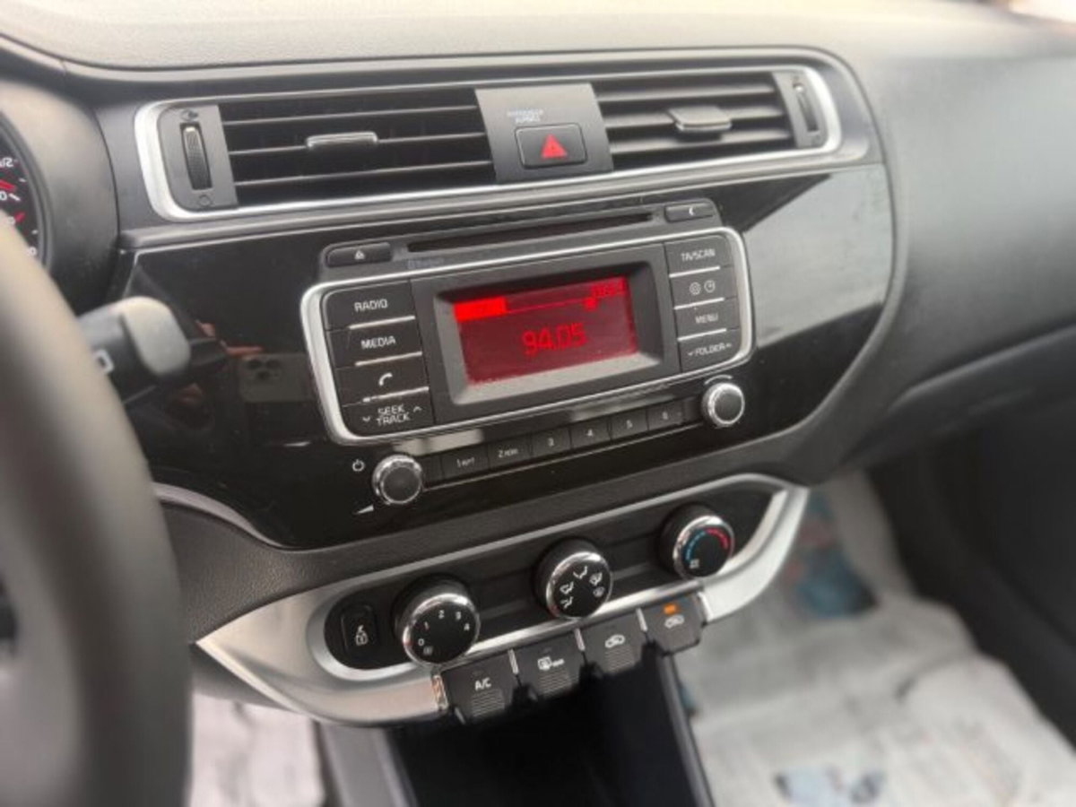 Kia Rio 1.2 CVVT 5p. ECO GPL Active (13)