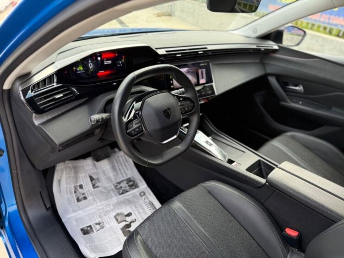 Peugeot 308 BlueHDi 130 S&S Allure Pack (16)